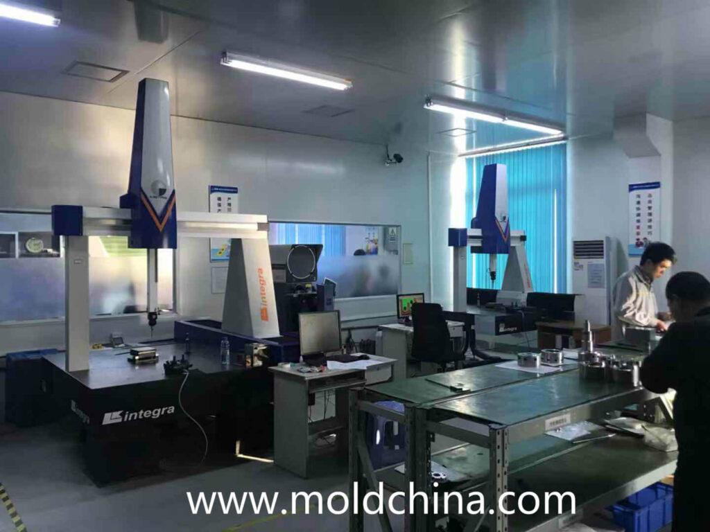 plastic mold factory in China plastic mold factory in China